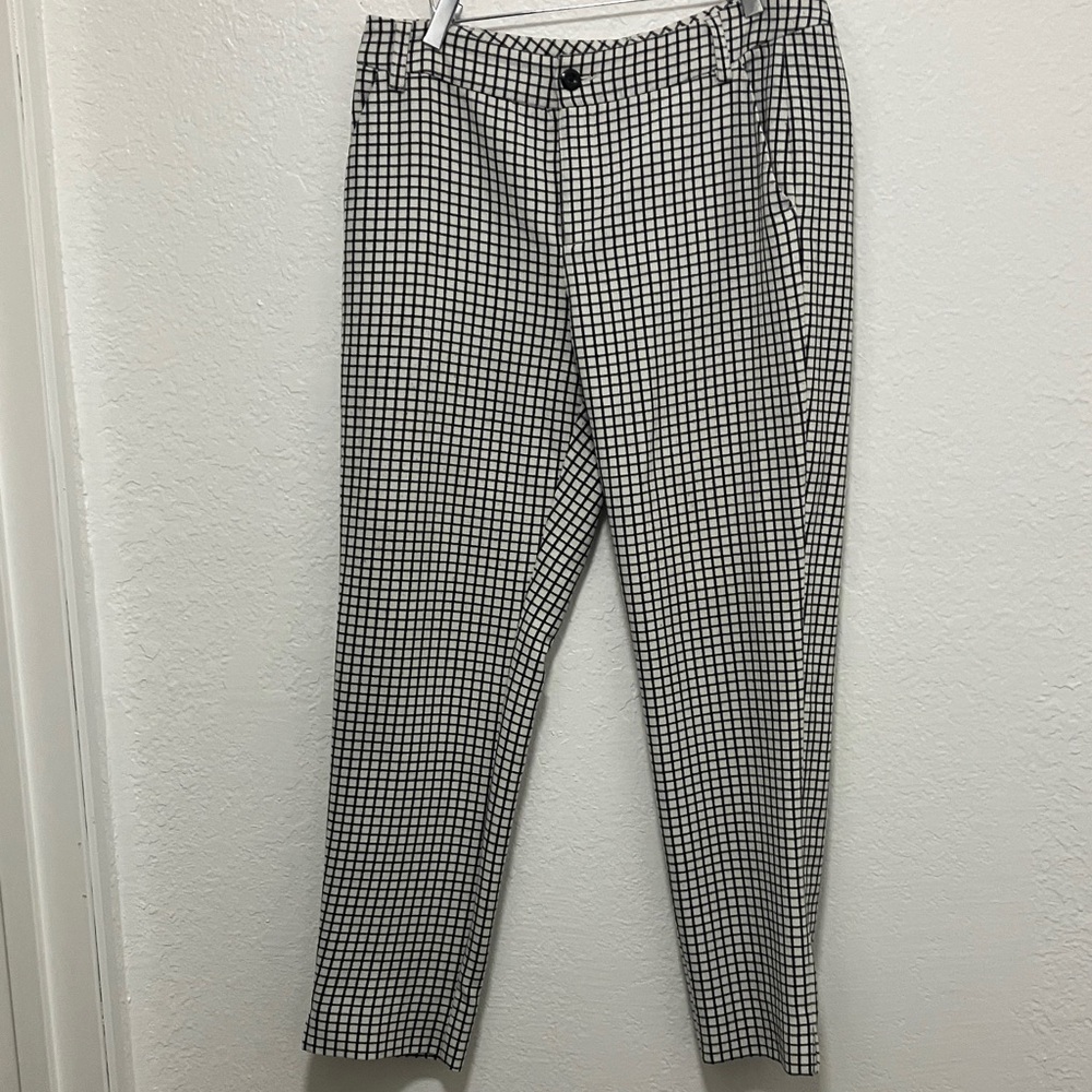 CAbi Black and White Patterned Garment
